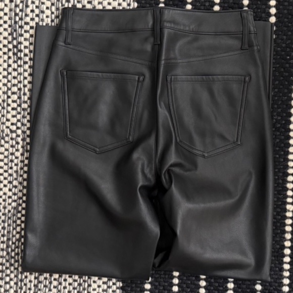 Express Pants Women's Black Faux Leather Straight High Rise Raw Hem Size 6 S - Picture 5 of 6